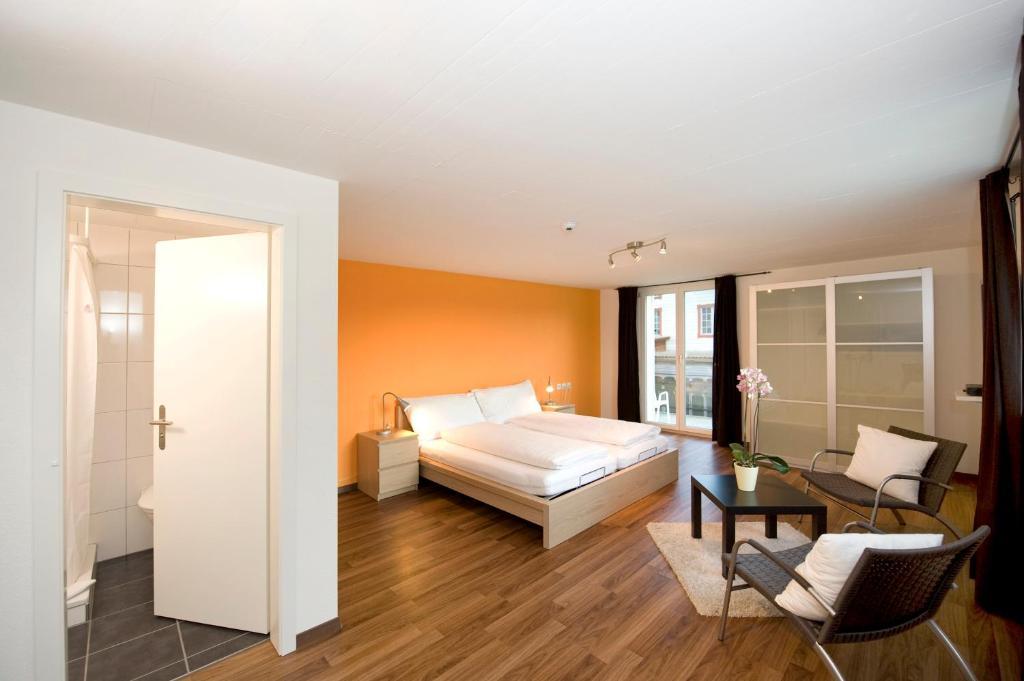 Hotel Restaurant Roessli Uetendorf Номер фото