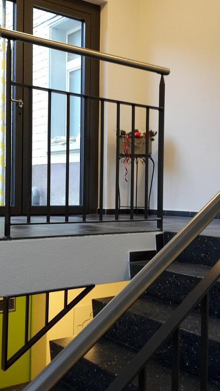 Hotel Restaurant Roessli Uetendorf Екстер'єр фото
