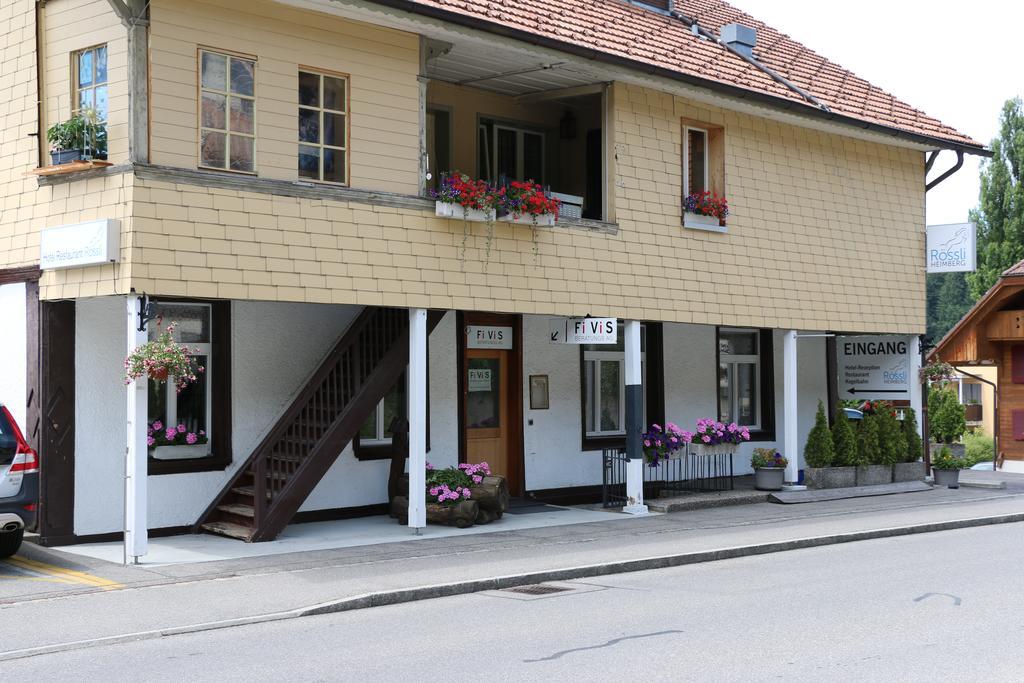 Hotel Restaurant Roessli Uetendorf Екстер'єр фото